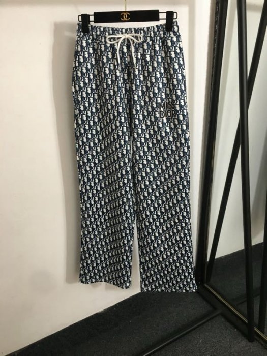 Костюм женский фото 4