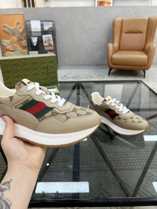 Кросівки чоловічі фото 6