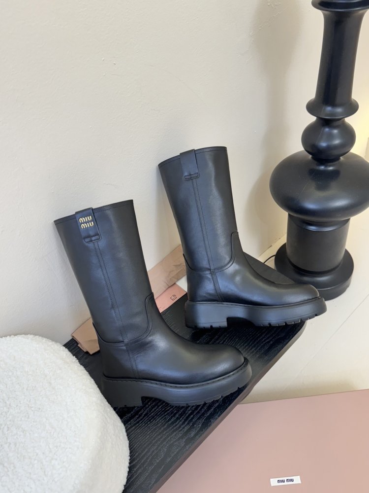 Сапоги женские фото 4