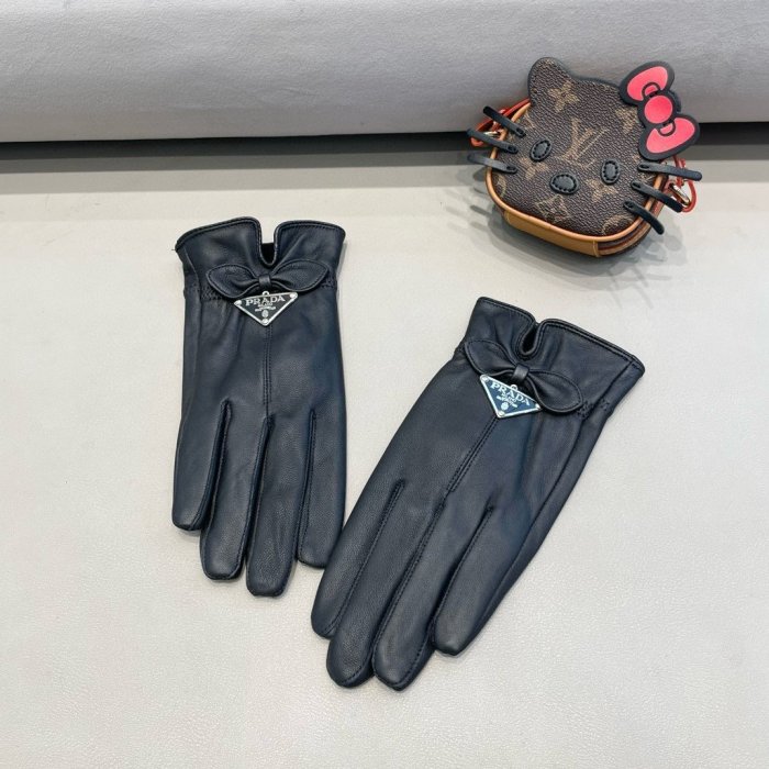 Gloves women's