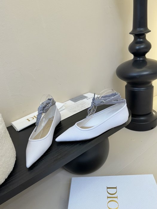 Туфлі жіночі фото 3