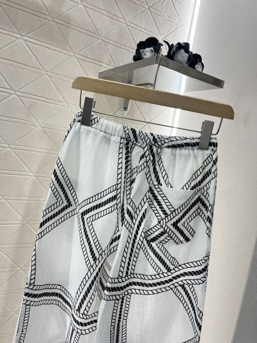 Pants women's фото 4