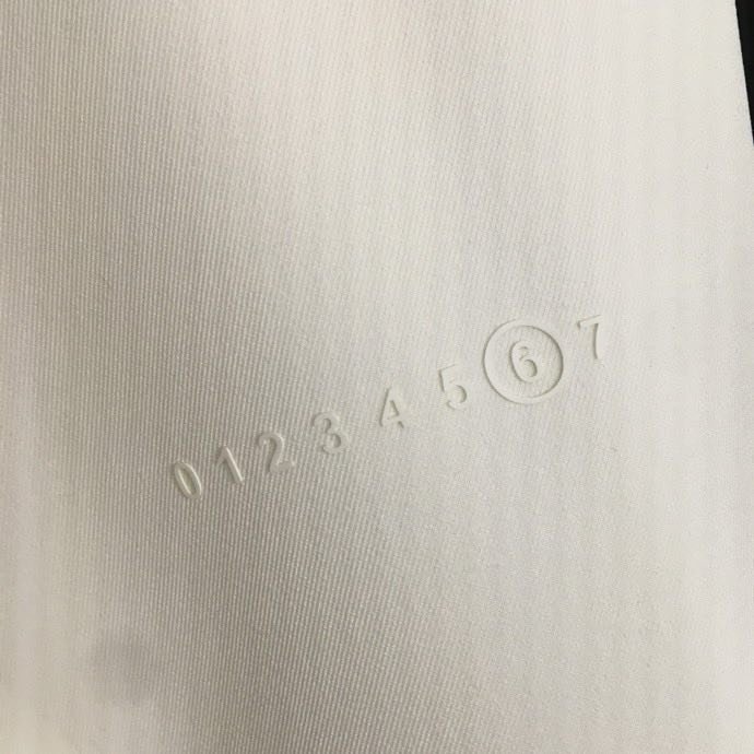 Костюм жіночий фото 2