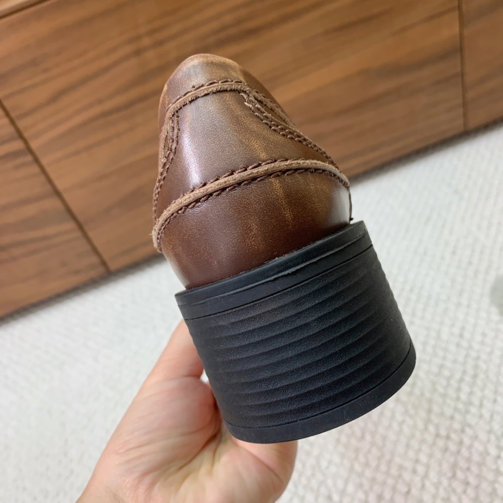 Лоферы женские фото 9