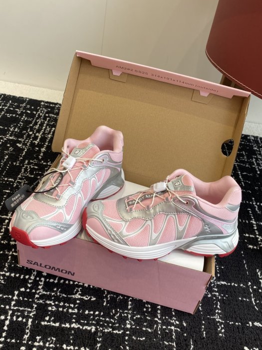 Sneakers women's SALOMON XT WHISPER фото 3