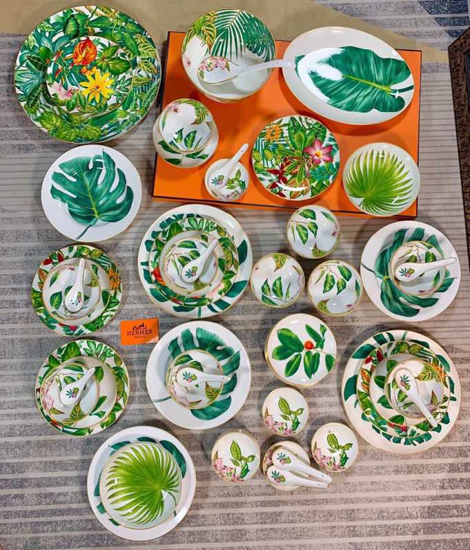 Великий набір посуду з кістяного порцеляни, 58 предметів, серія Tropical Rainforest
