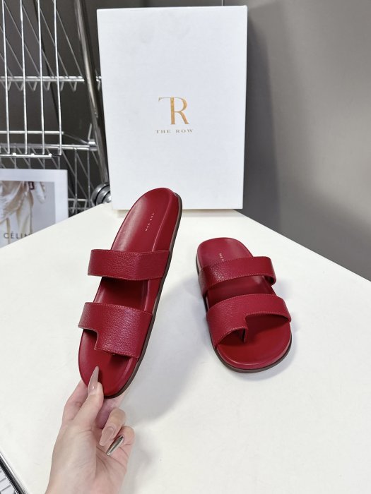 Шлепанцы фото 4