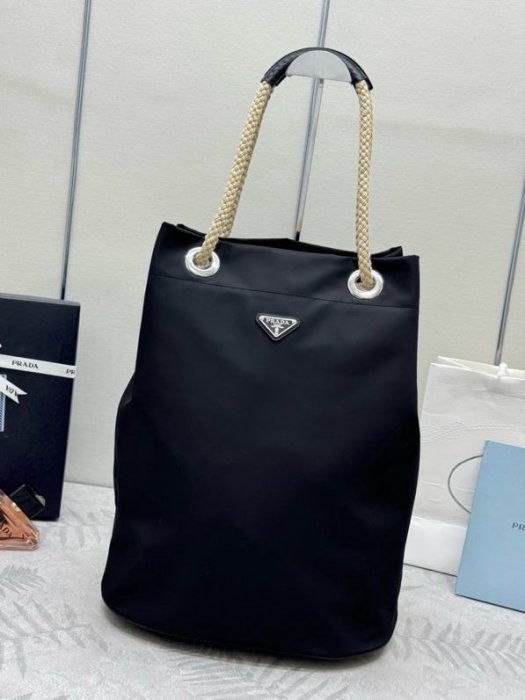 A bag bucket Re-Nylon 34 cm