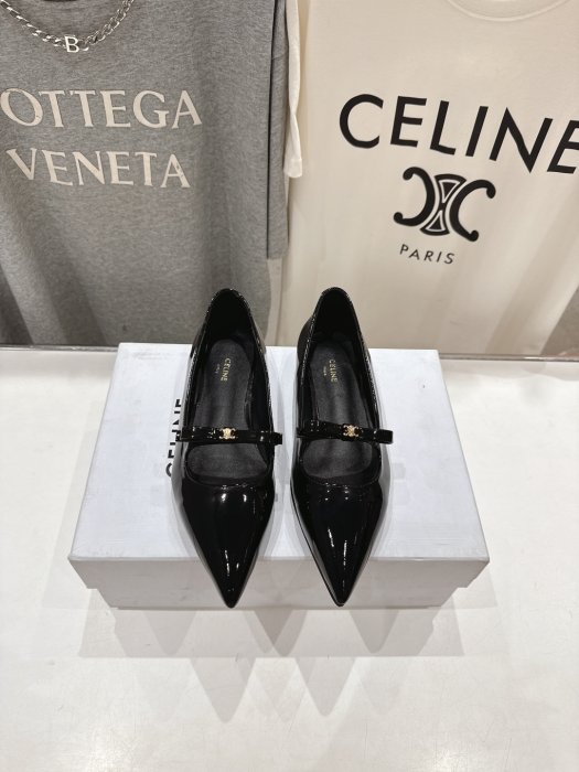 Туфли женские