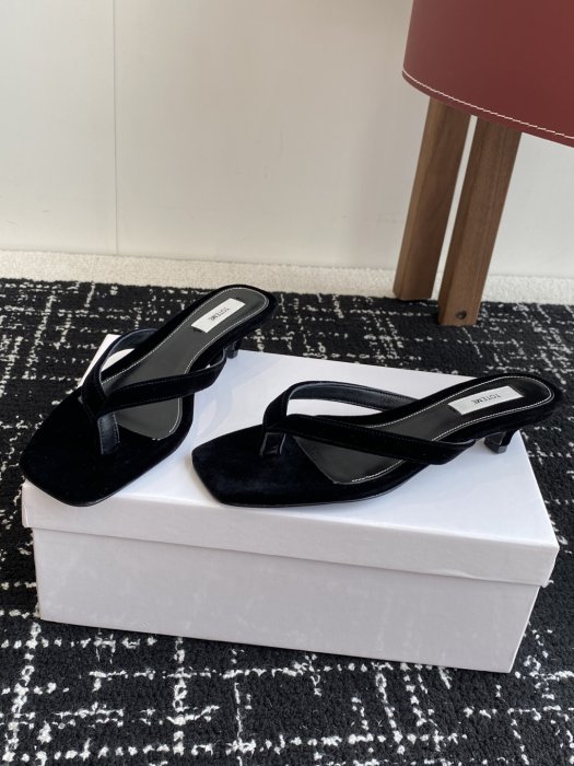 Босоніжки фото 3