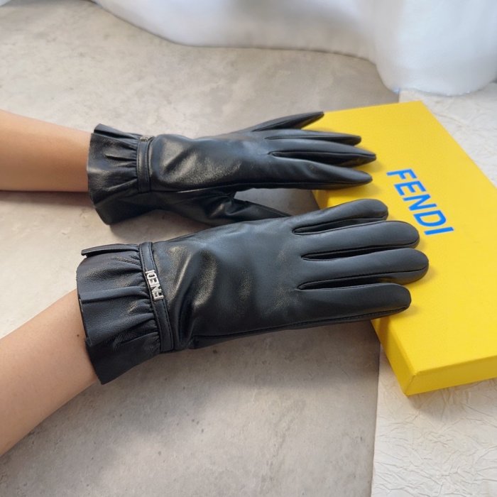 Gloves women's