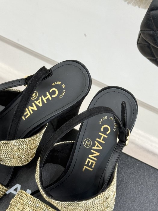 Босоножки фото 8