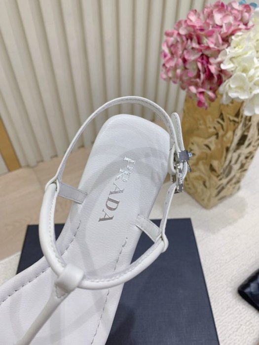 Sandals women's фото 8