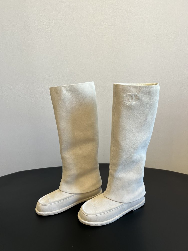 Boots women's фото 6