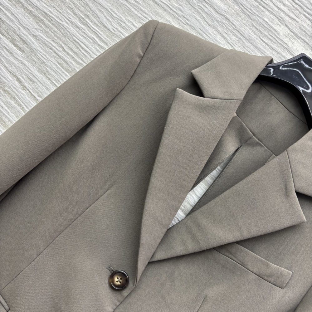 Піджак жіночий фото 3