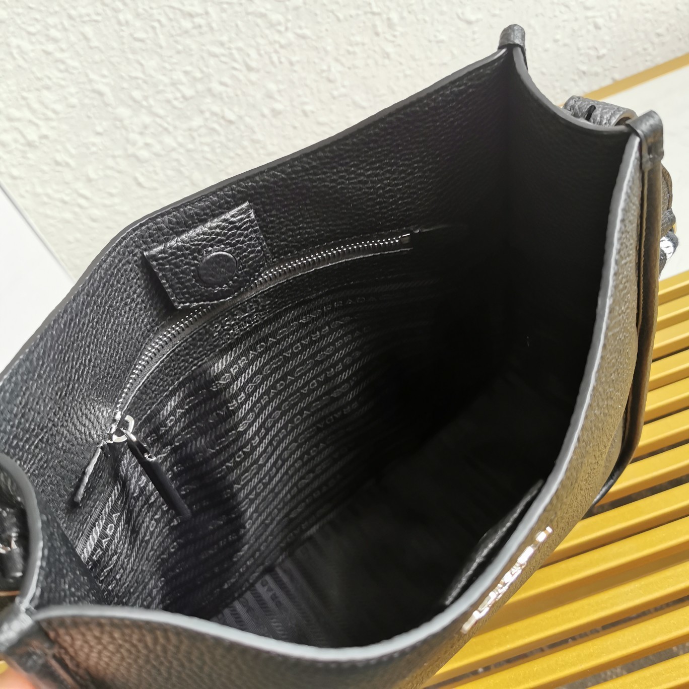 A bag Leather hobo bag 1BC073 30 cm фото 8