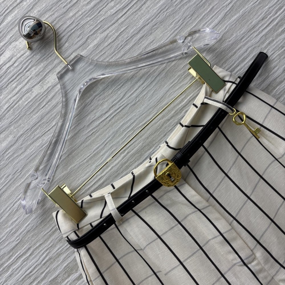 Shorts women's фото 4