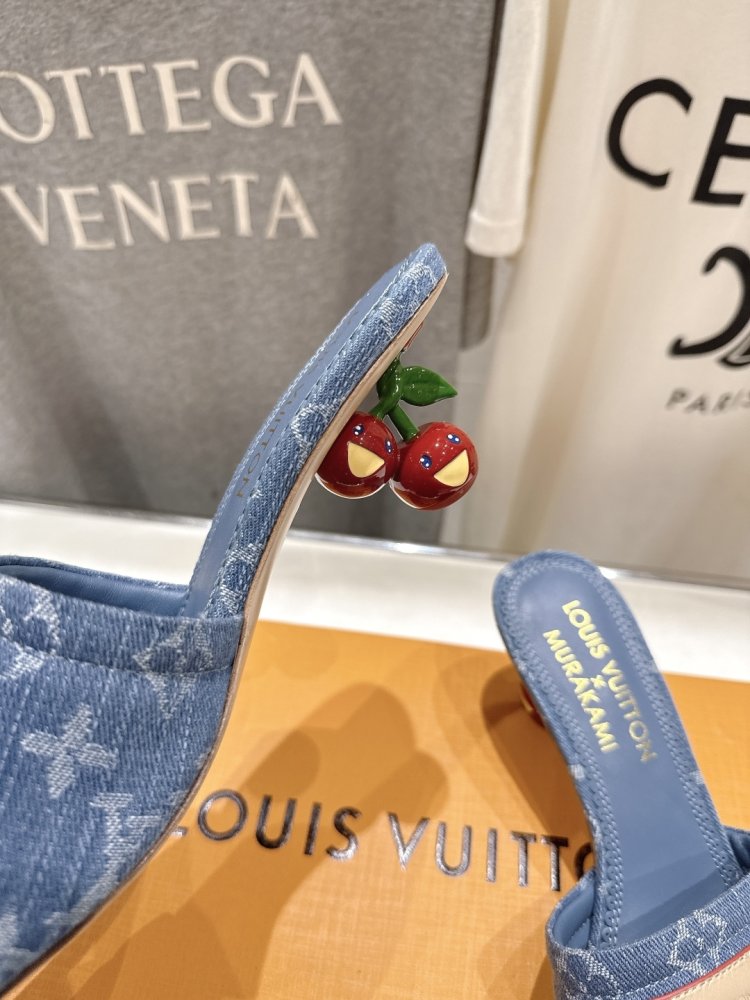 Босоніжки фото 8