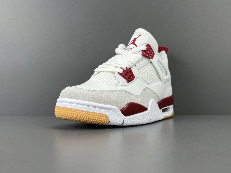 Кроссовки Nike SB x Jordan Air Jordan 4 Varsity Red фото 5