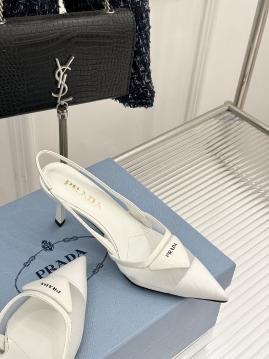 Босоніжки фото 5