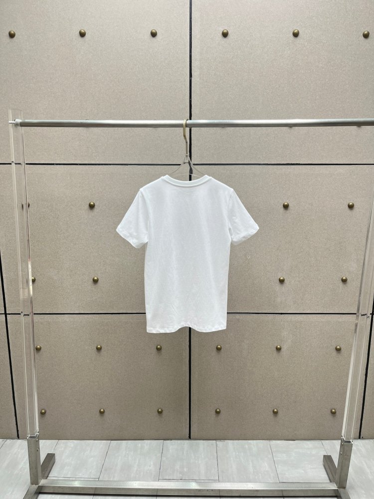 T-shirt women's фото 2