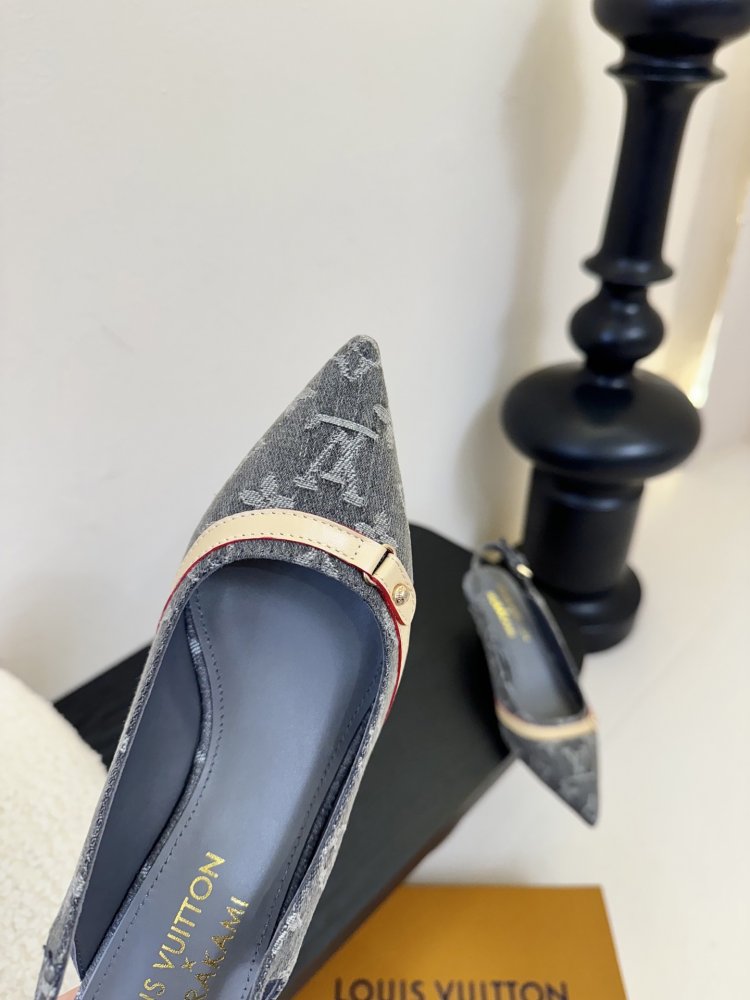 Босоніжки фото 6