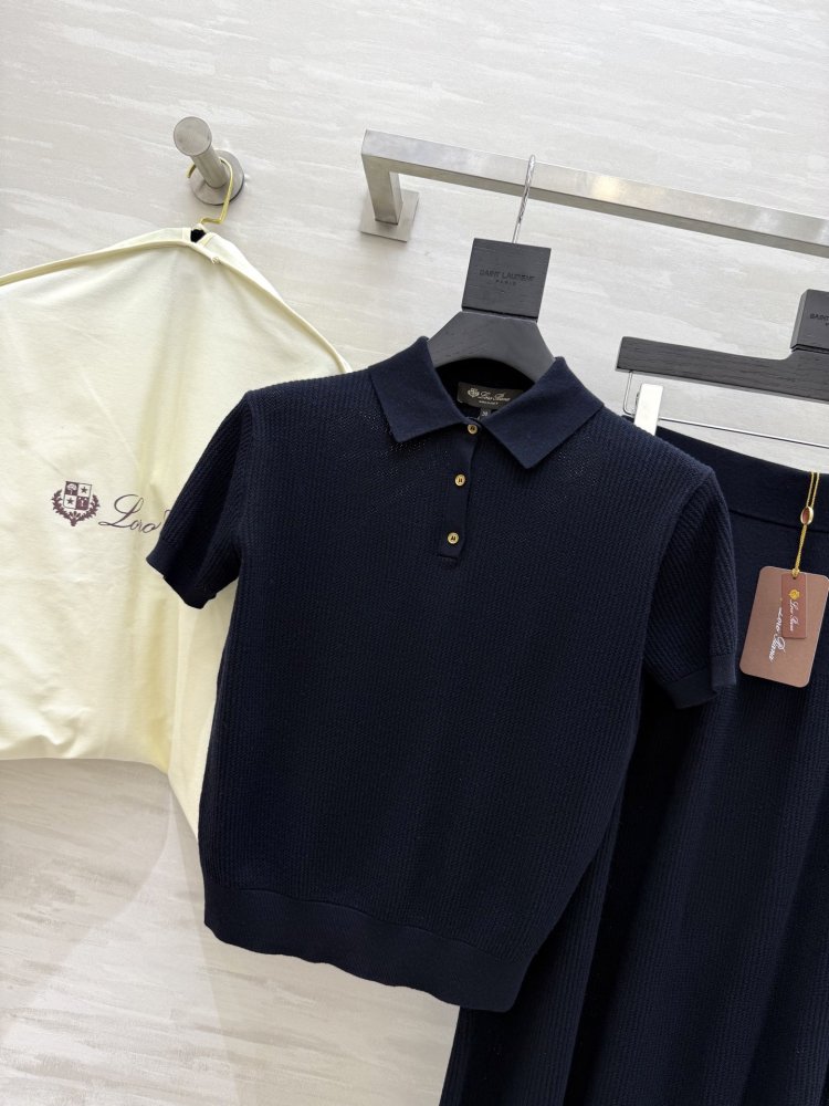 Костюм женский фото 2