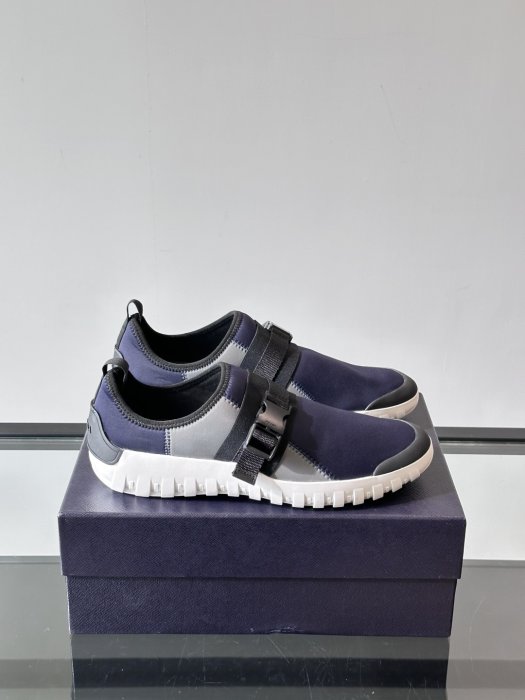 Кроссовки мужские