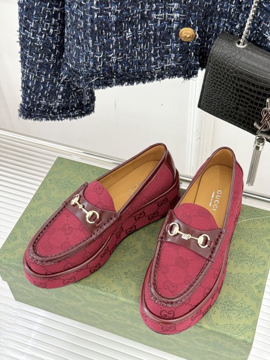 Туфли женские фото 2