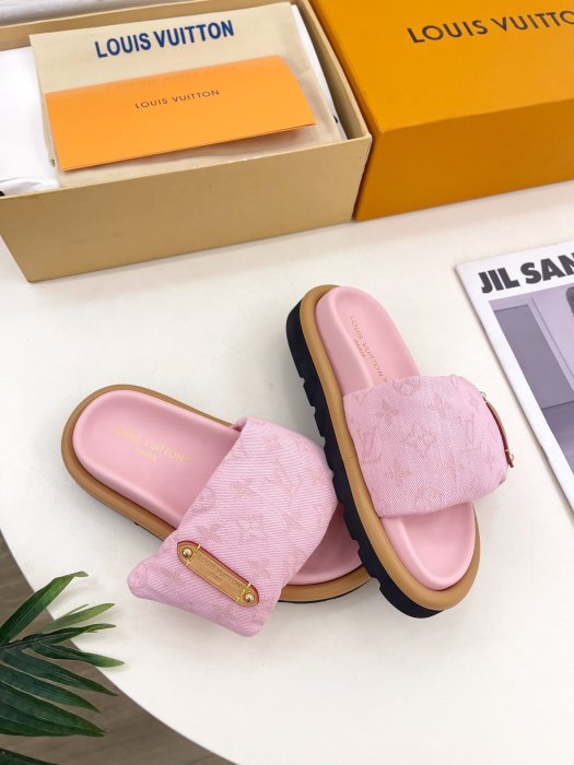 Шлепанцы фото 4