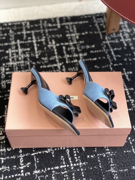 Босоножки фото 4