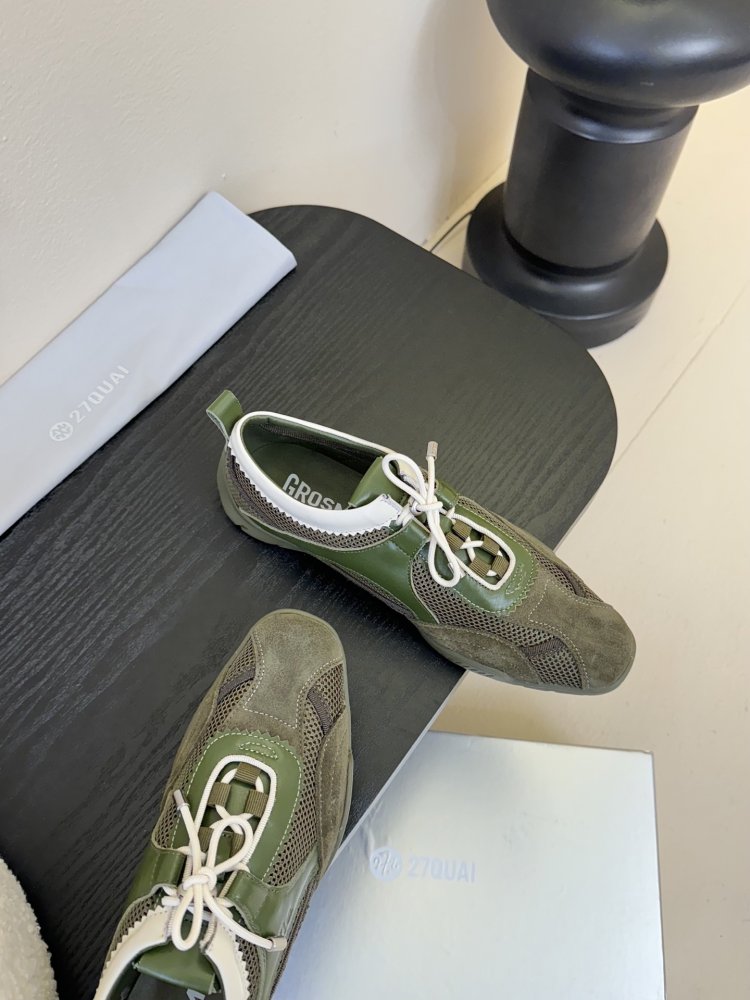 Кросівки жіночі фото 4