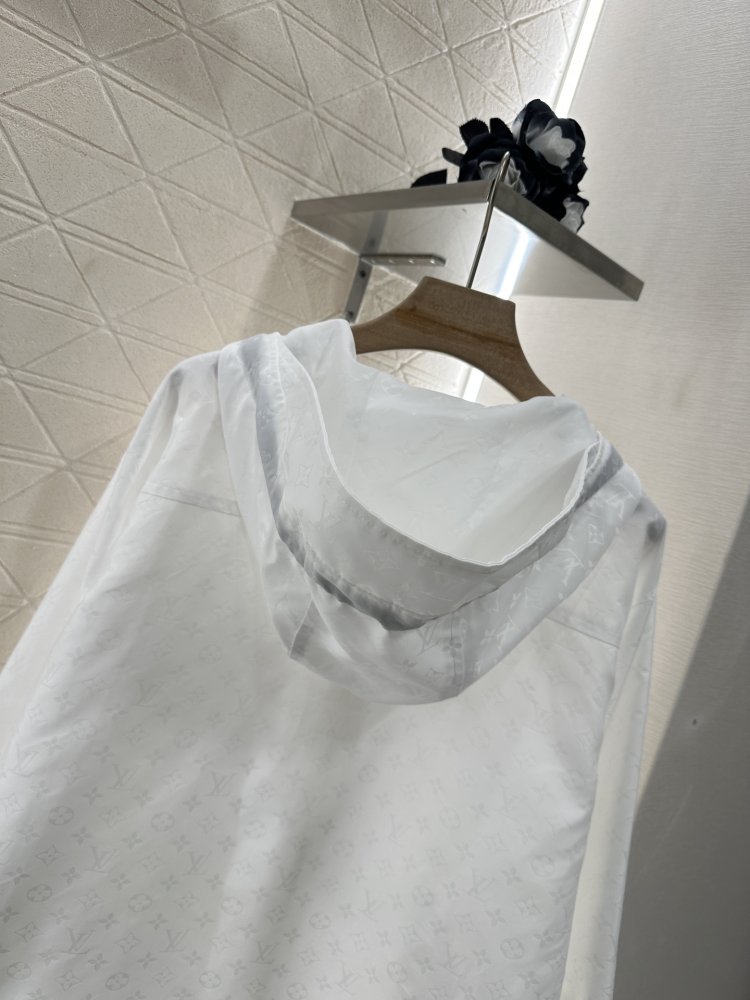 Jacket women's фото 4