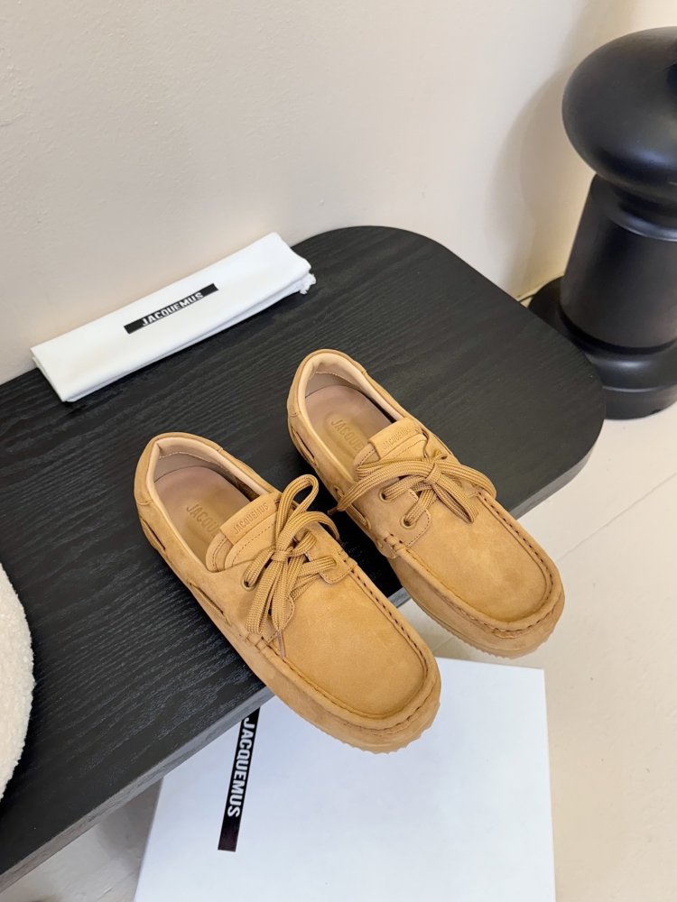 Лоферы жіночі