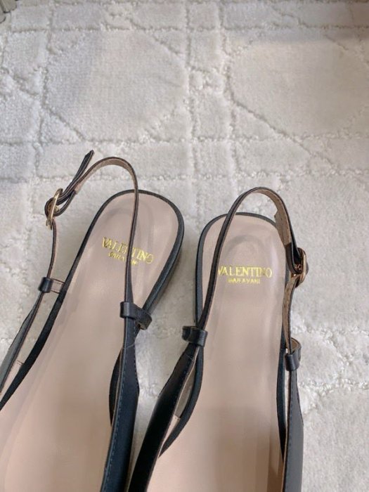 Sandals фото 6