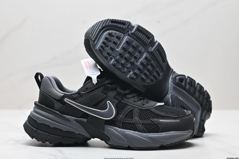 Кроссовки NIKE V2K RUN фото 5