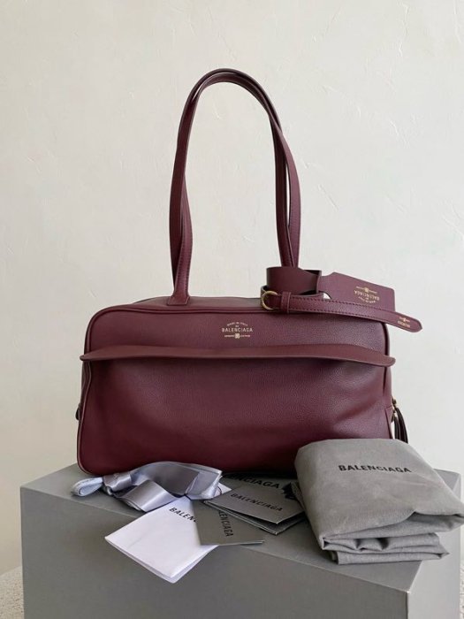 Сумка Carrie 35 см