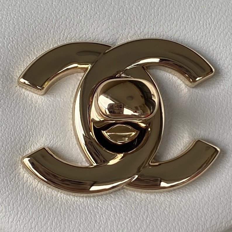 Сумка Chanel Flap Bag Lambskin Gold 15 см фото 3
