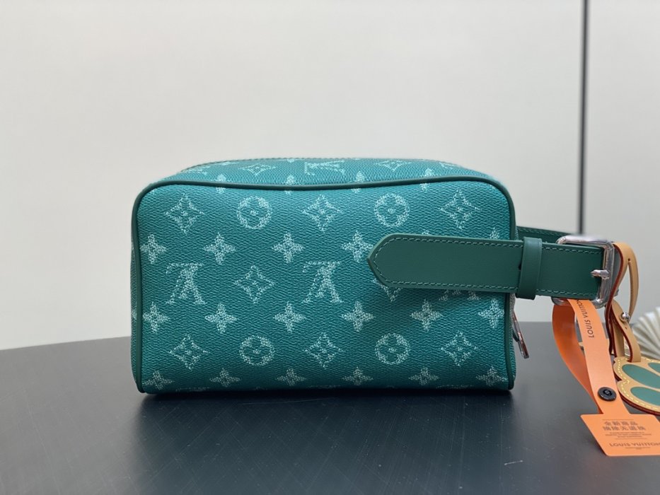 Сумка Locker Dopp Kit 23 см фото 4