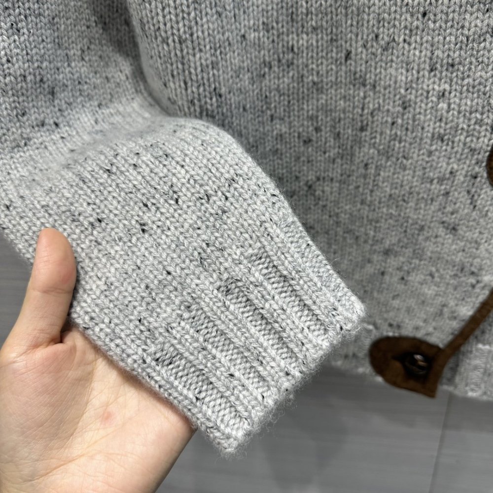 Кашемировый свитер женский фото 6