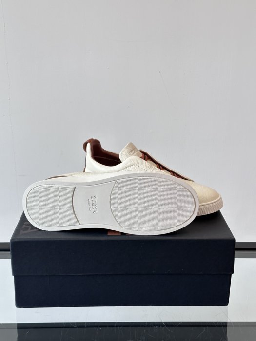 Кросівки чоловічі фото 9