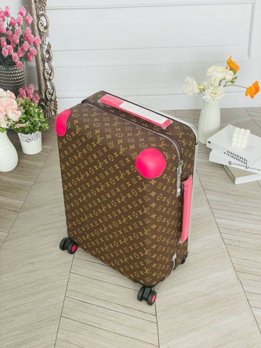 Чемодан Horizon 55 для ручной клади 38х55х21 см фото 8