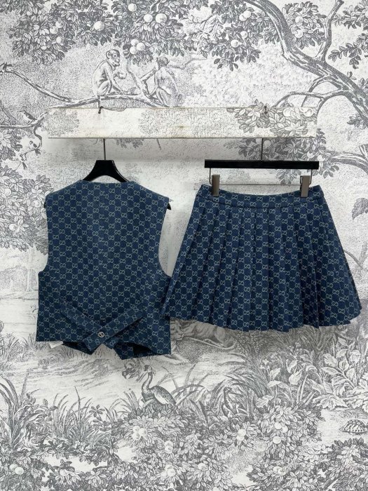 Costume female фото 7