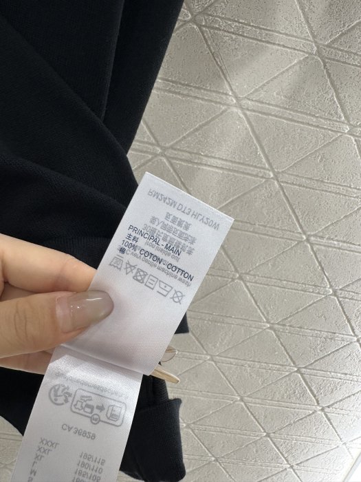 T-shirt women's фото 9