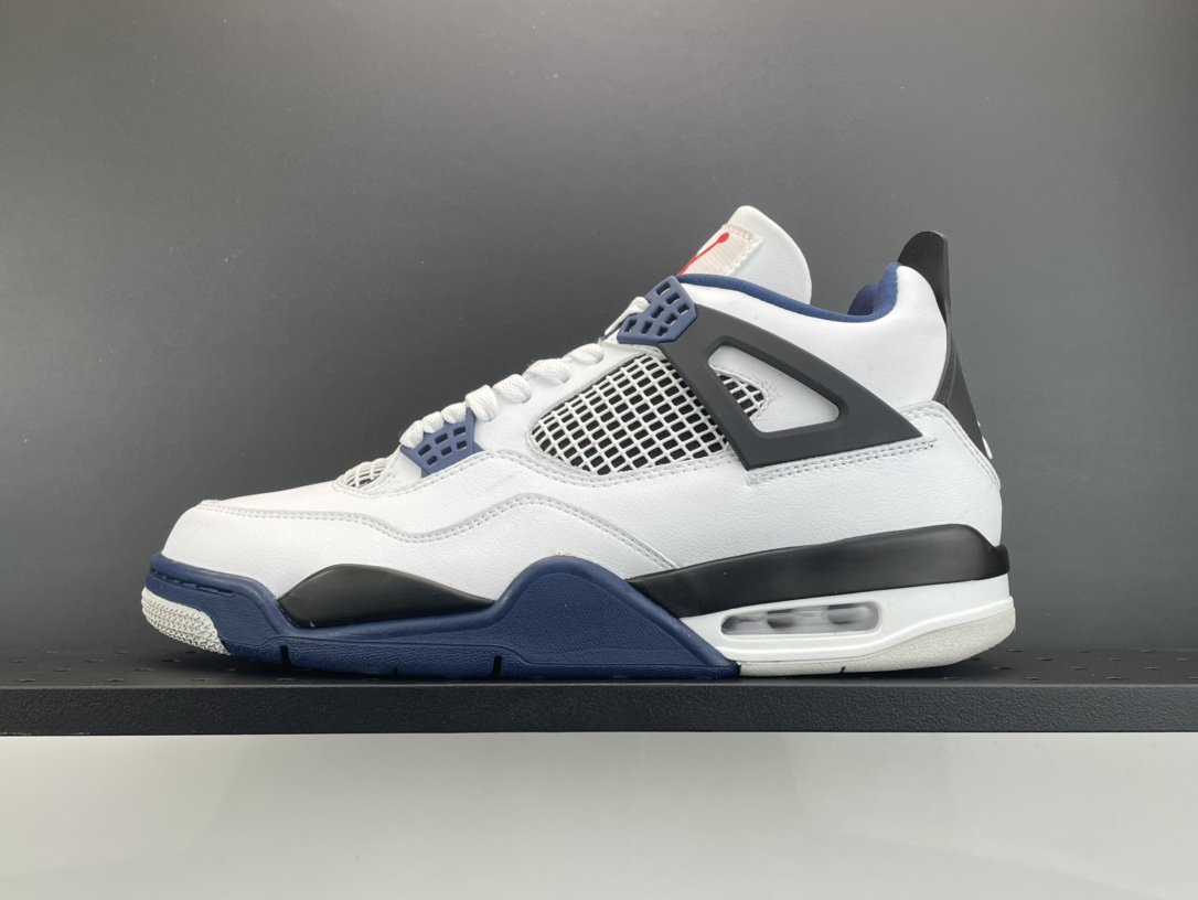 Sneakers  Air Jordan 4