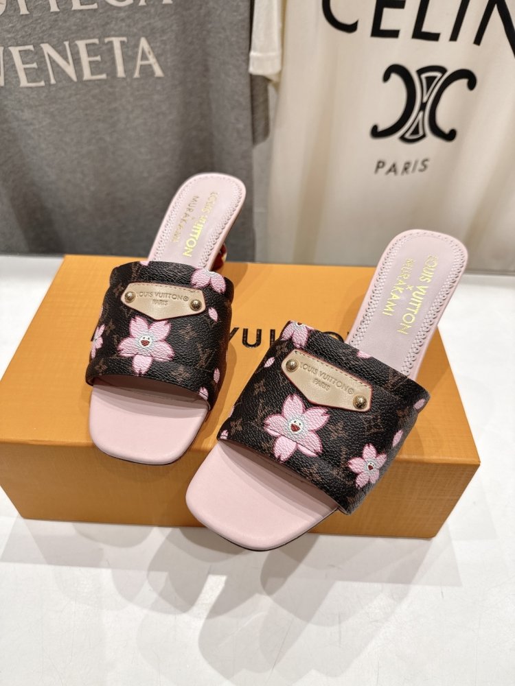 Босоніжки фото 8