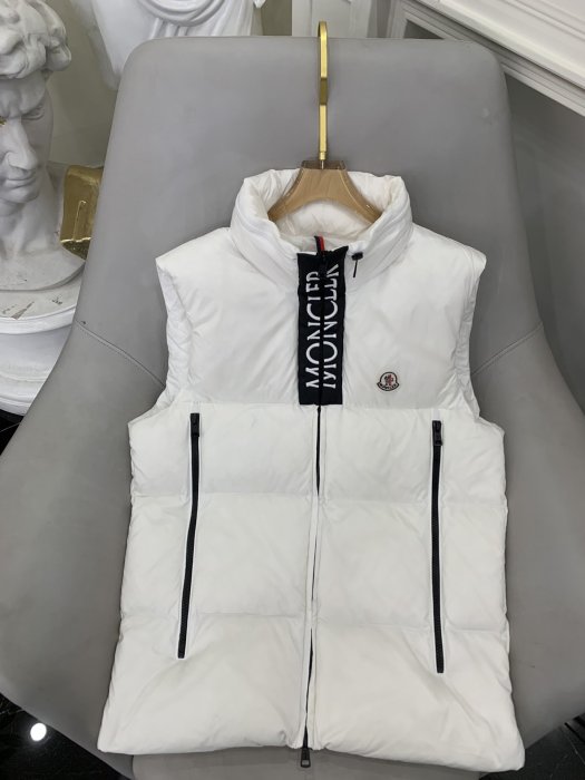 Vest women's