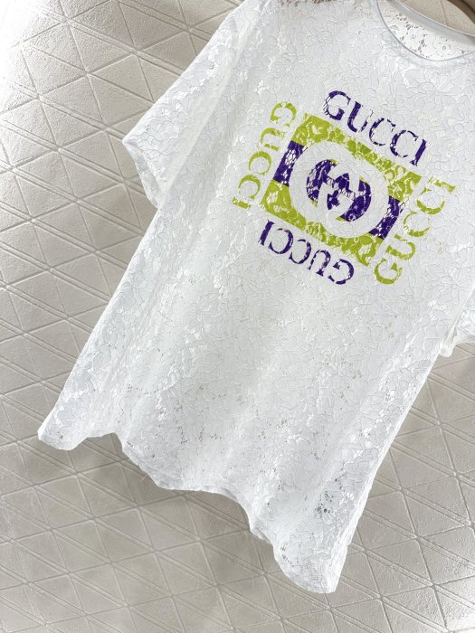 T-shirt women's фото 6