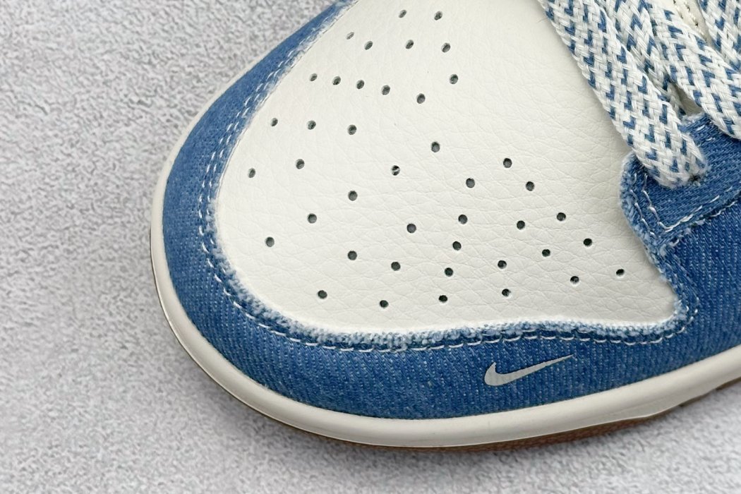 Кроссовки NIKE SB Dunk Low x Fragment Design фото 7