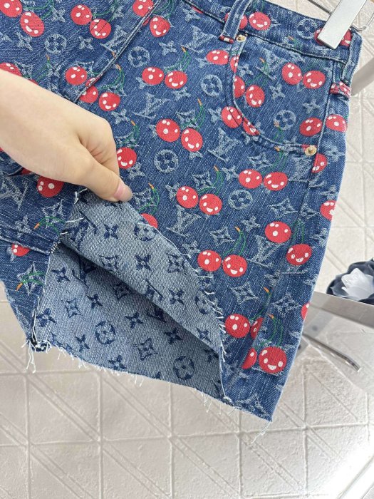 Шорти джинсові жіночі фото 6